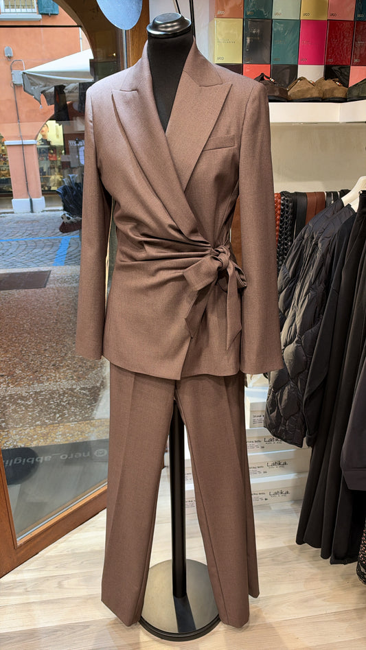 Giacca drappeggiata kikisix