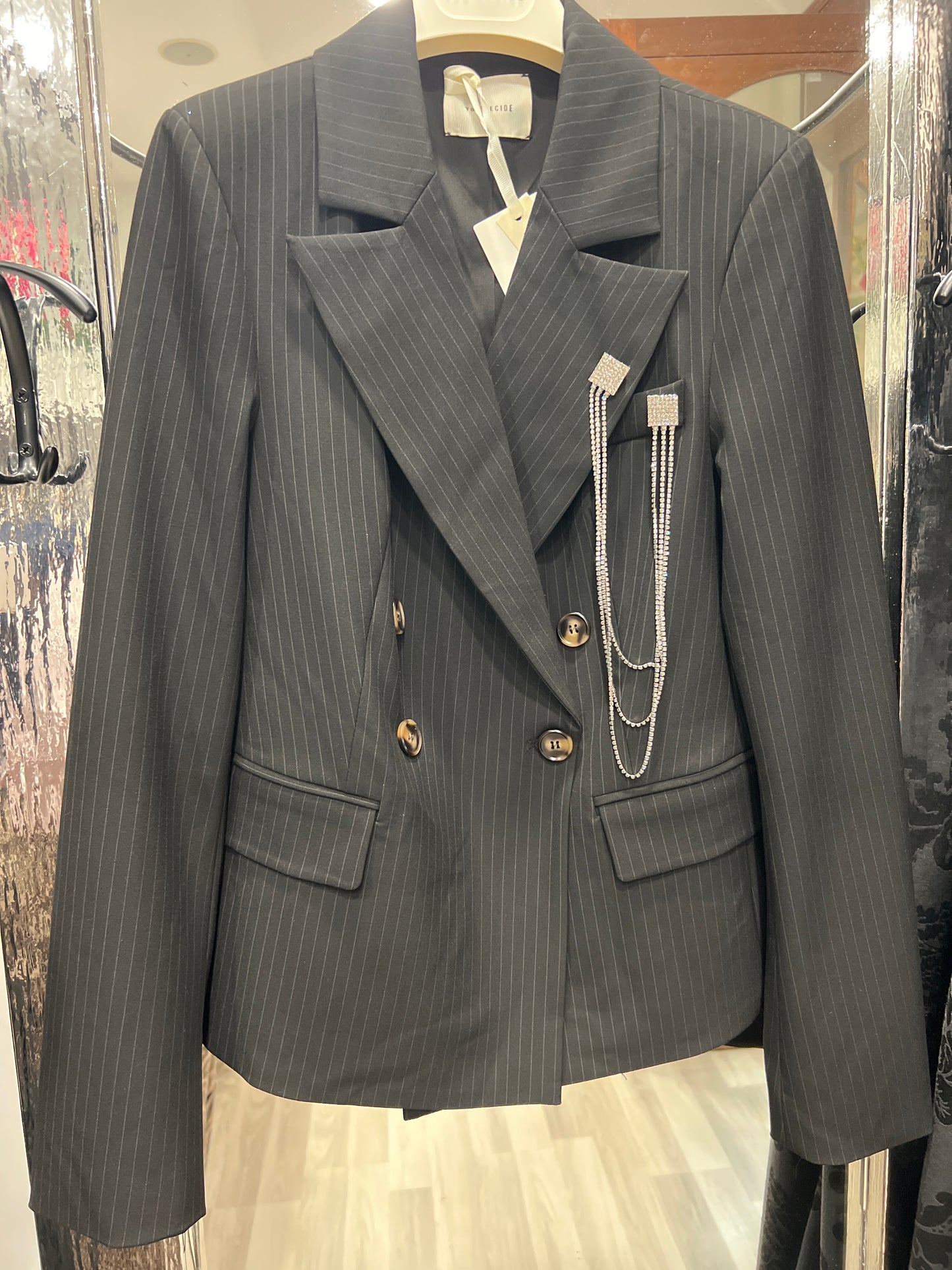 Giacca spilla you decide