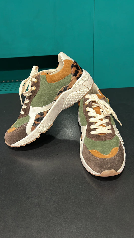 Scarpa sportiva latika