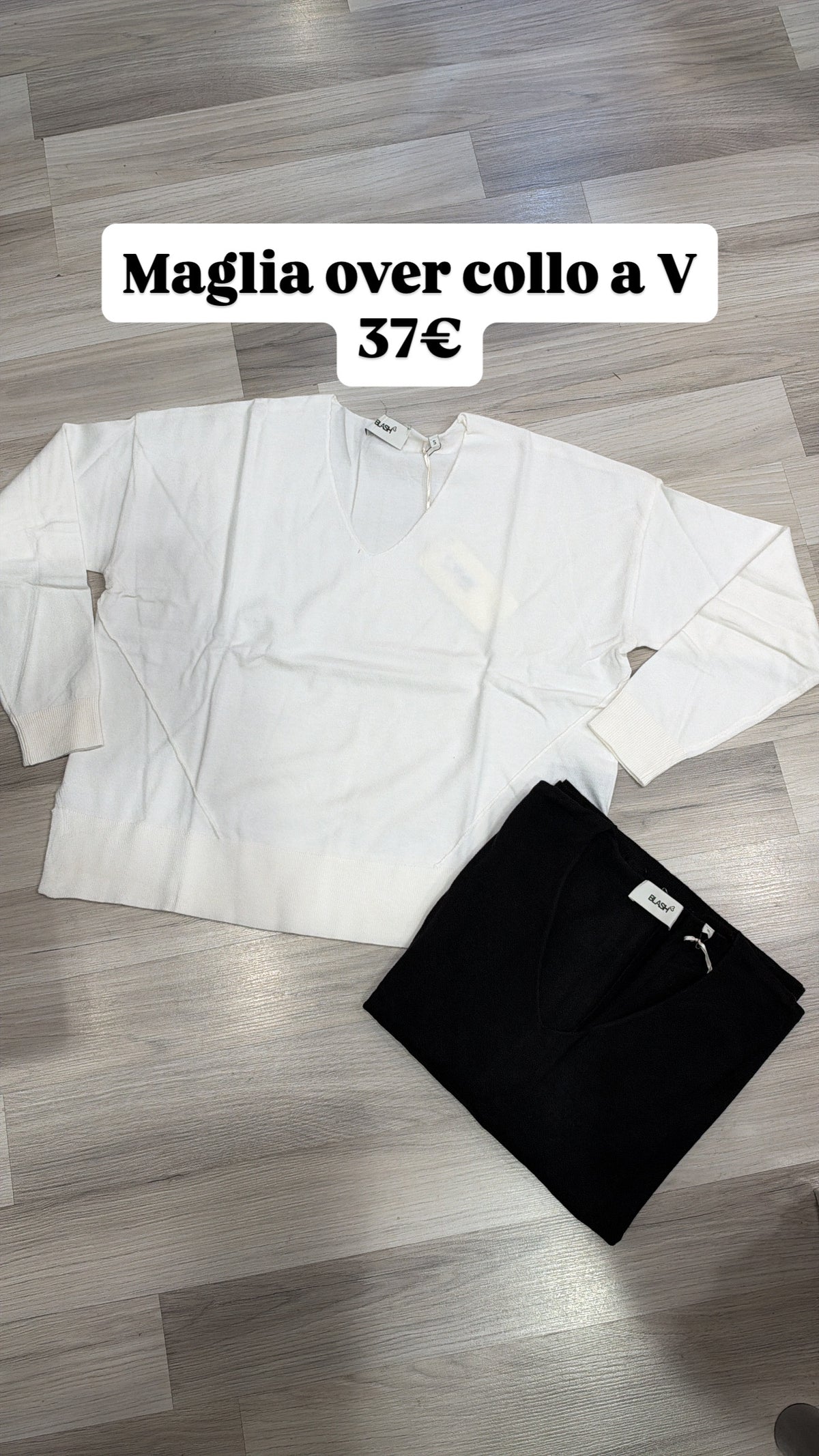 Maglia a V oversize blash
