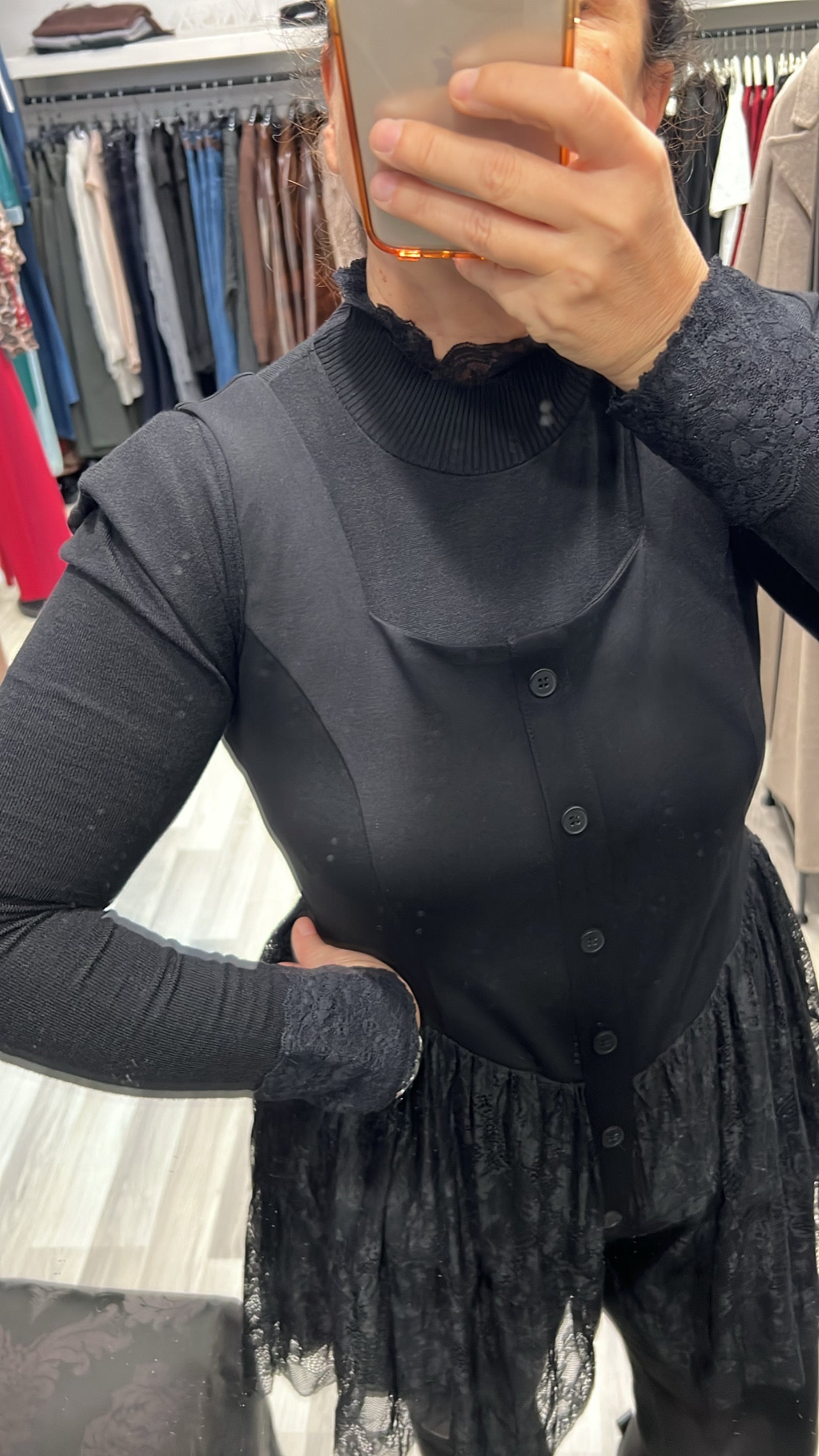 Tuta corta you decide